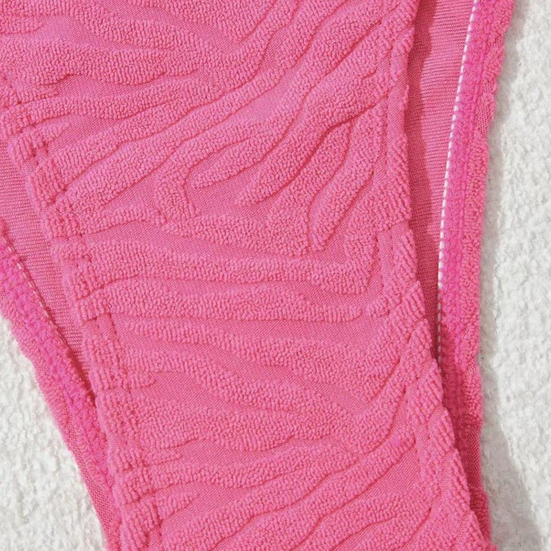 Discret et élégant Bikini