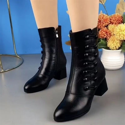 EP | Bottes élégantes avec boutons latéraux