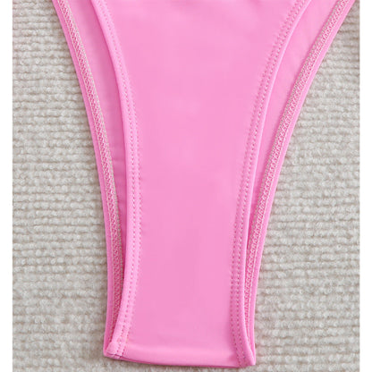 Moderne et minimaliste Bikini