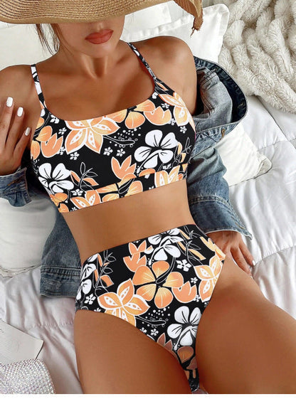 EP | Bikini avec fleurs tropicales