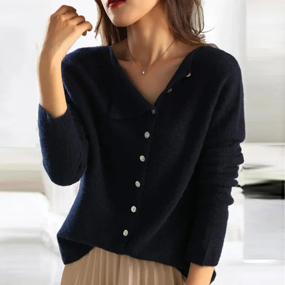 ND | Pull asymétrique en maille avec patte de boutonnage
