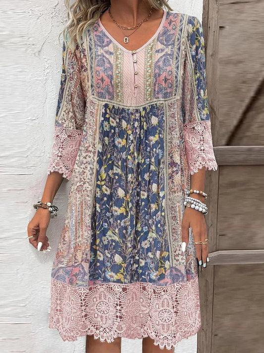EP | Robe midi florale avec dentelle et décolleté en V