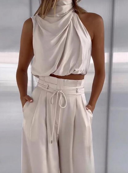 ND | Crop-Top avec décolleté tour de cou et ensemble de jambes larges