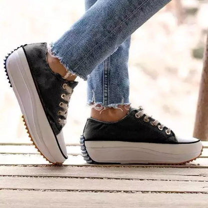 ND | Baskets à plateforme élégantes