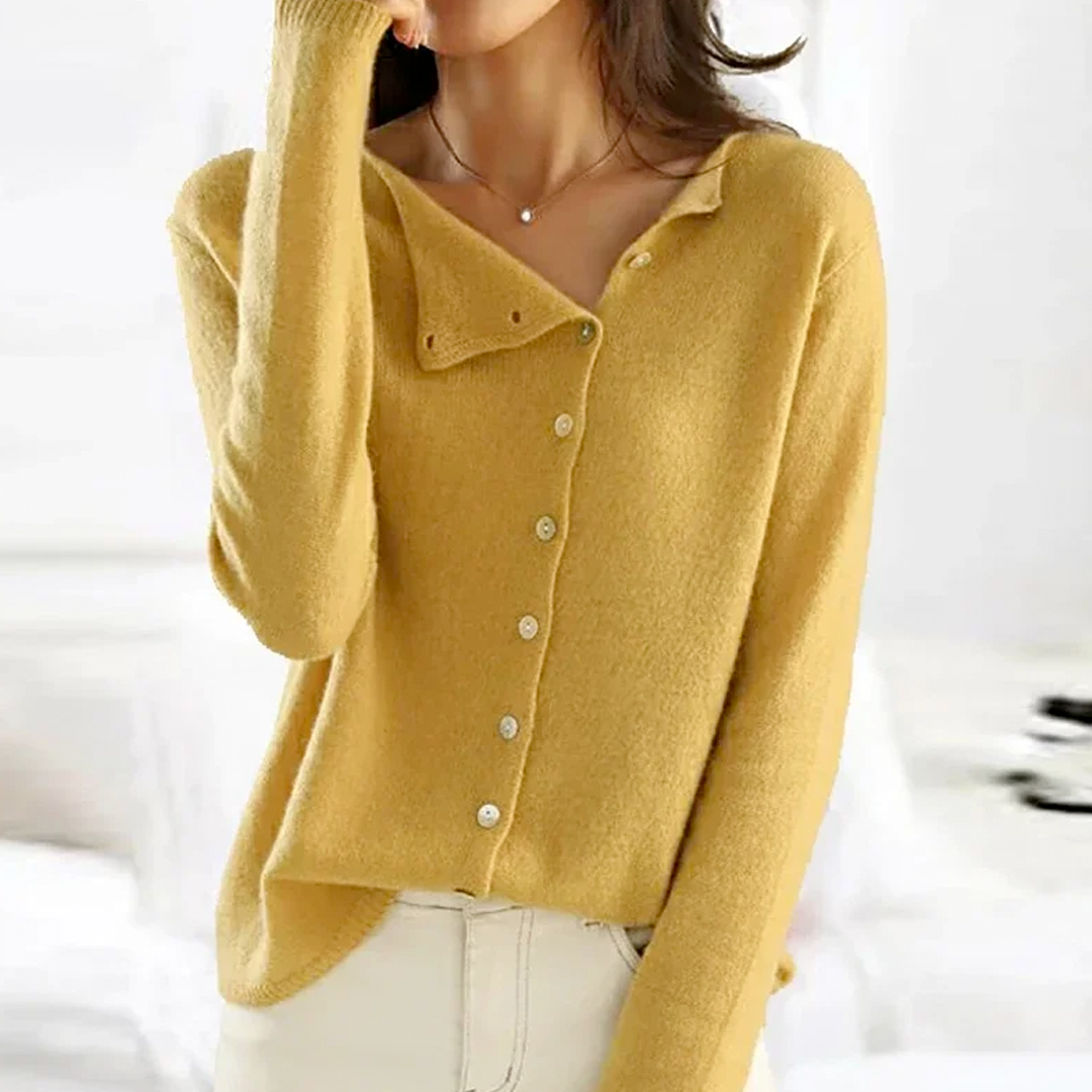 ND | Pull asymétrique en maille avec patte de boutonnage