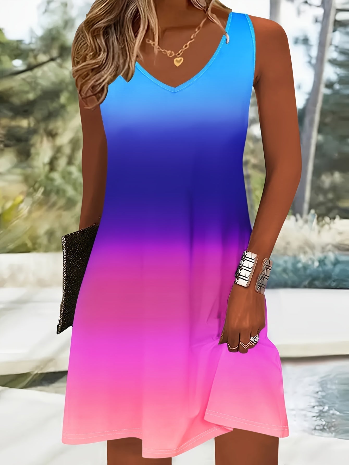 EP | Robe élégante avec dégradé de couleurs et décolleté en V